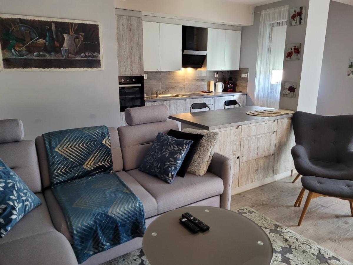 Apartament Lilla Jelenia Góra Eksteriør bilde